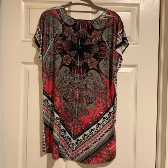 Multi colored top - Picture 3 of 3